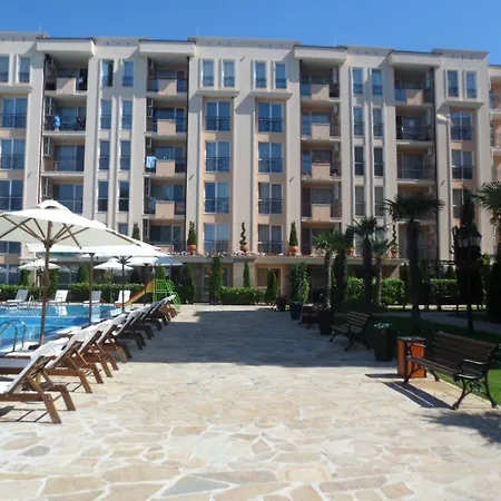 Sun & Sea Апартаменты Солнечный берег