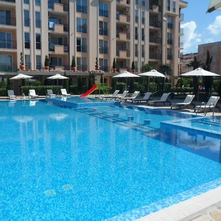 Sun & Sea Апартаменты *
