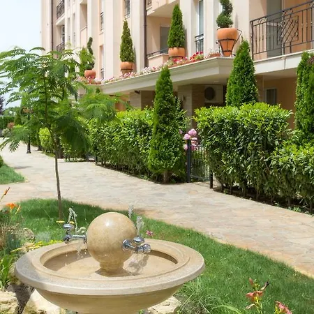 Sun & Sea Апартаменты Солнечный берег