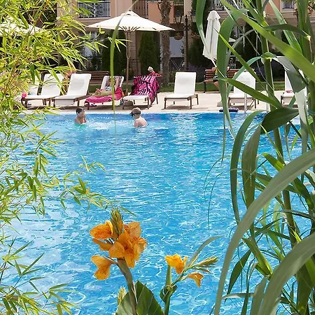 Sun & Sea Апартаменты *